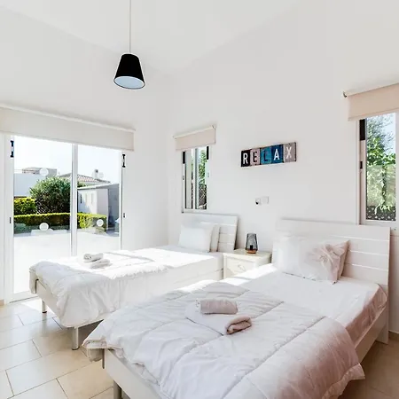 Summerside By Ezoria Coral Bay