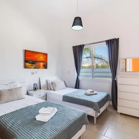 Summerside By Ezoria Villa