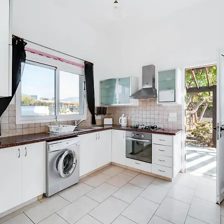 Summerside By Ezoria