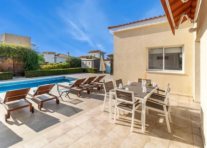 Villa Summerside By Ezoria Bahía de Coral