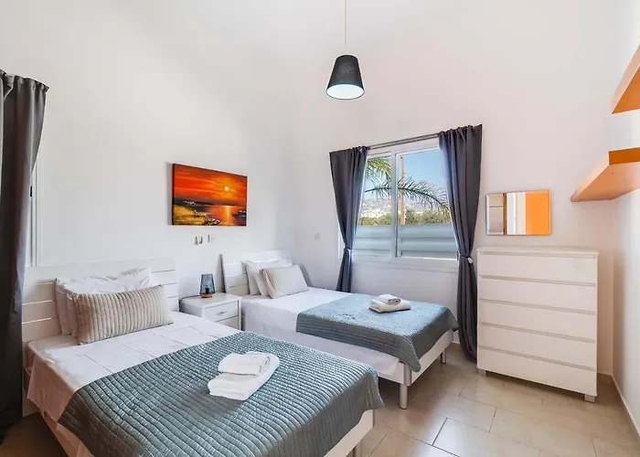 Summerside By Ezoria Villa